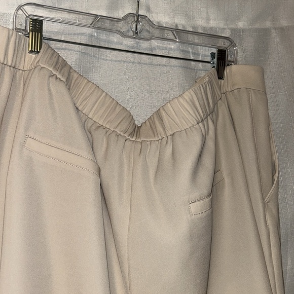 NWT Vince. Sandstone Beige Tapered Cuff Crop Tailored Pull-on Pants XXXL - Picture 7 of 11